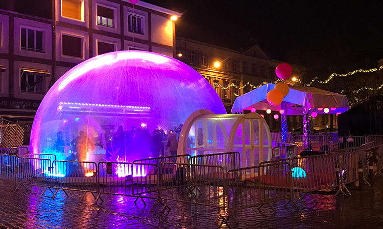igloo gonflable de 8 mètres bar à bulle