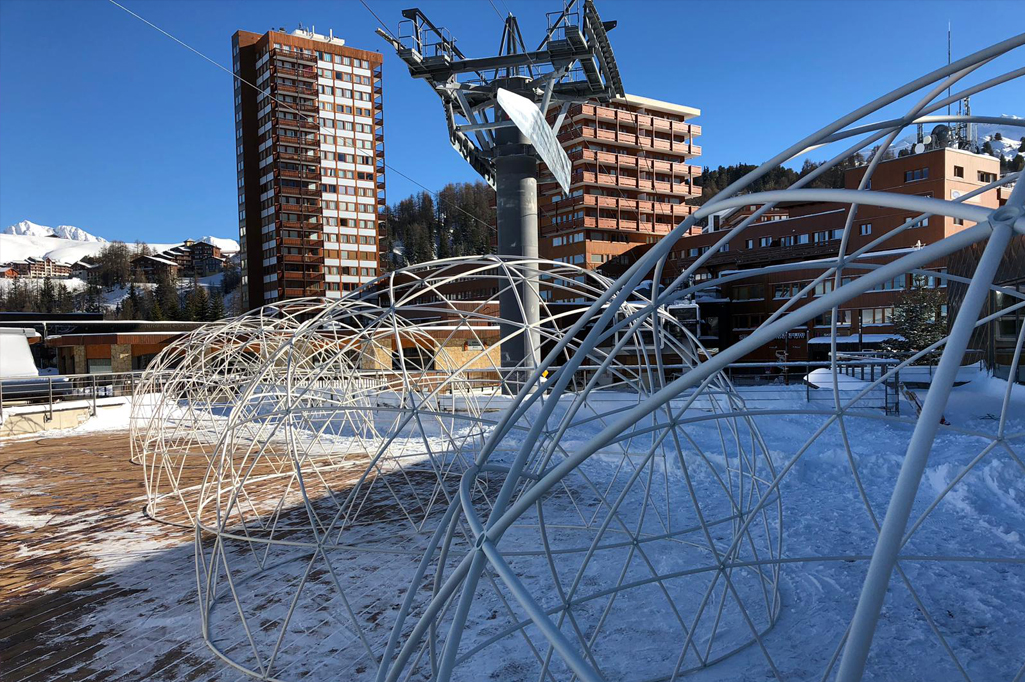 Cabane transparente à la Plagne