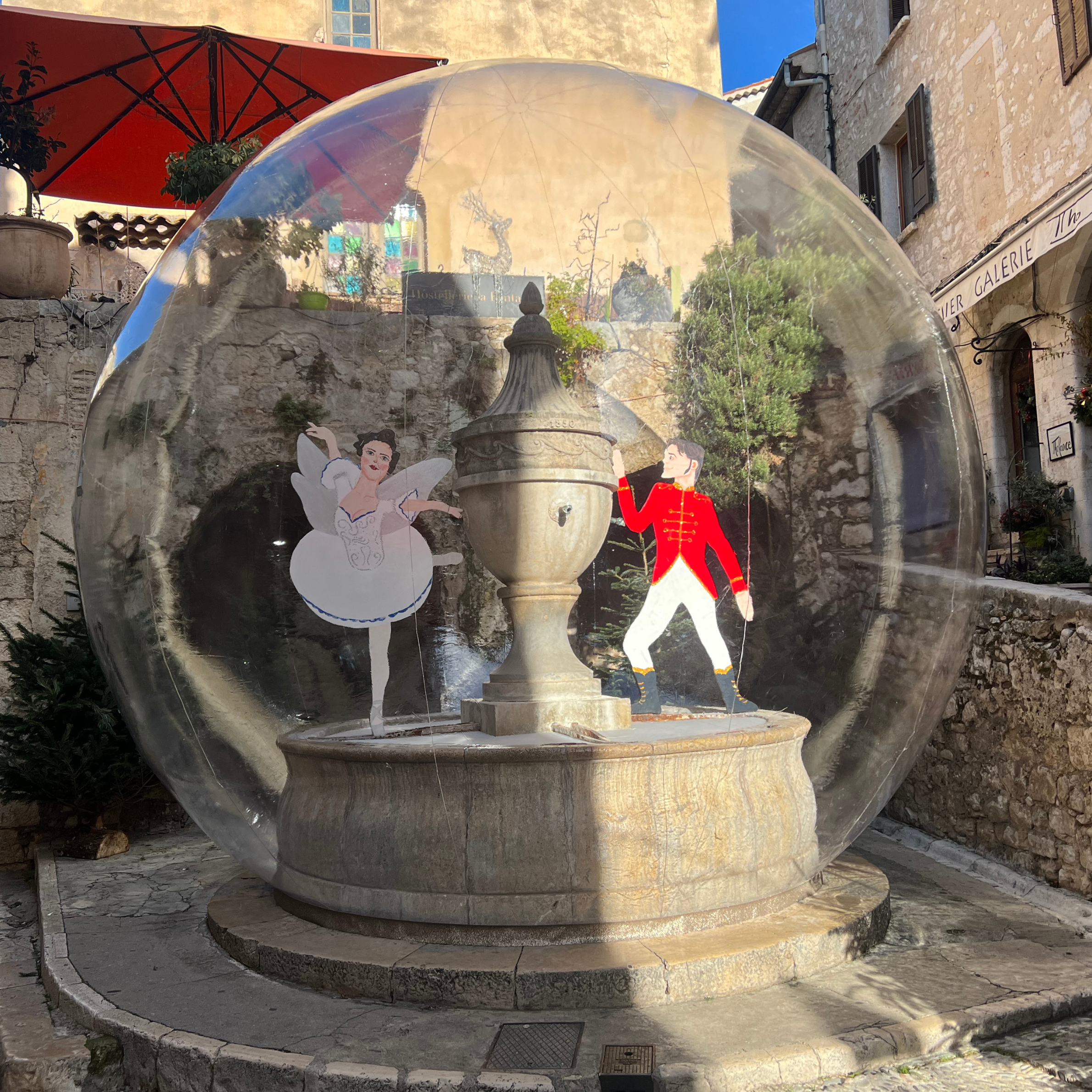 Bulles vitrines gonflables pour street marketing